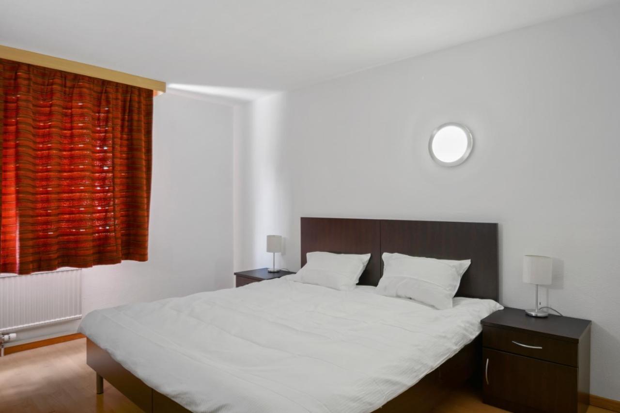 Neuchatel City Hotel Esterno foto