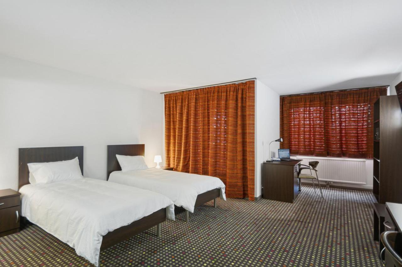 Neuchatel City Hotel Esterno foto