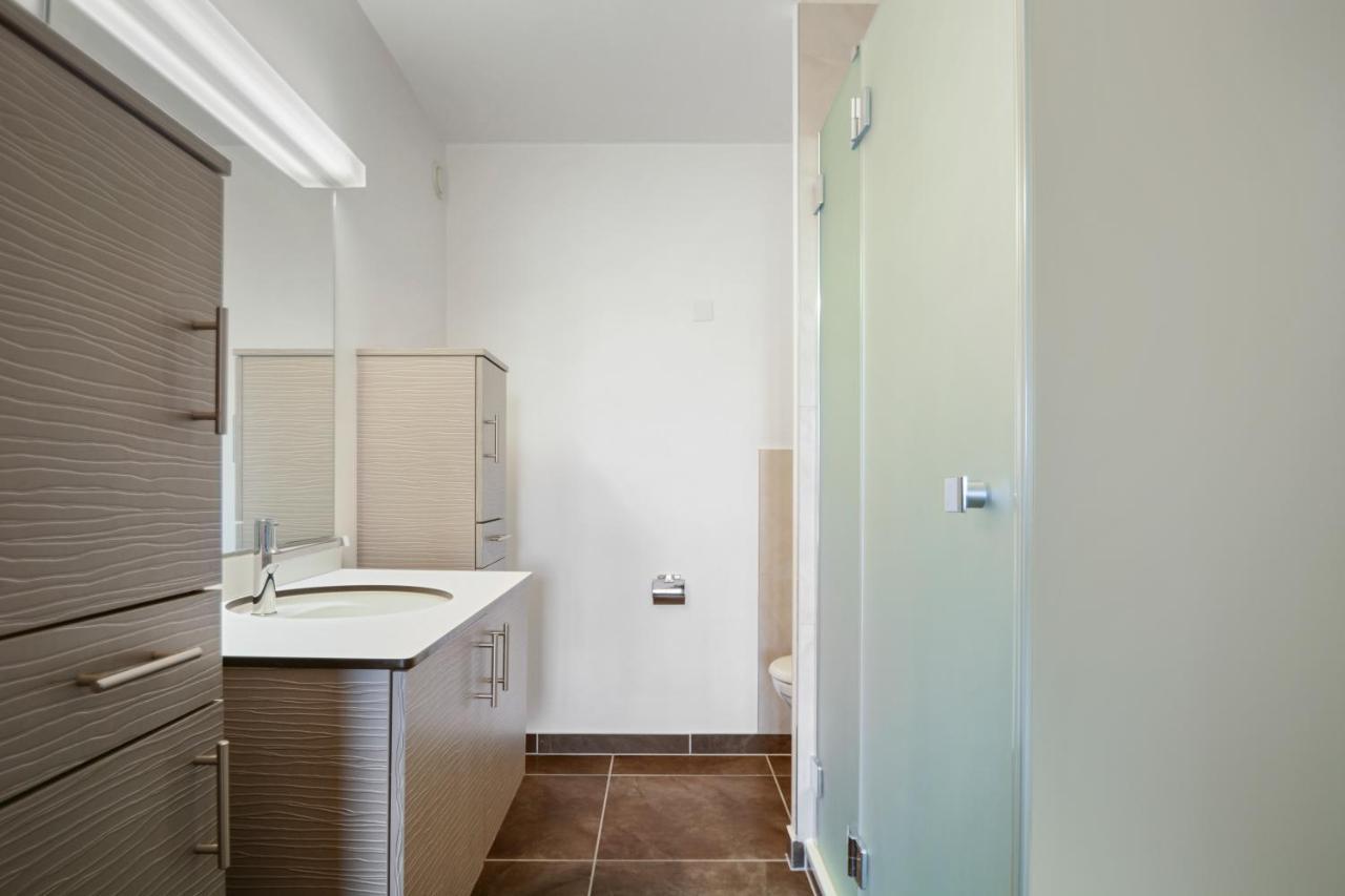 Neuchatel City Hotel Esterno foto