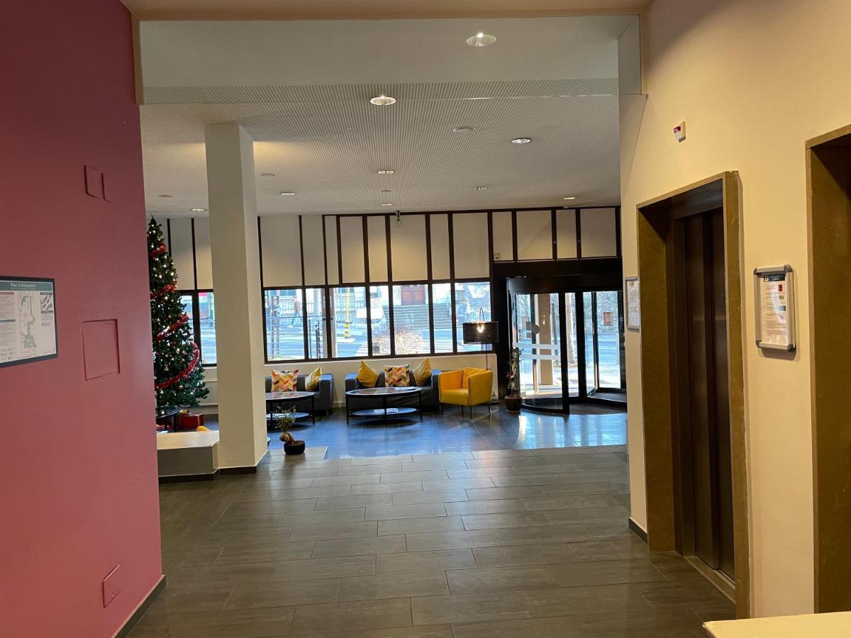 Neuchatel City Hotel Esterno foto